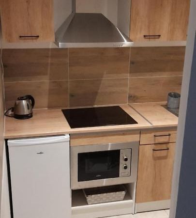 Très belle Appartement F1 bis Perpignano Esterno foto