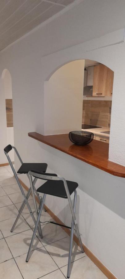 Très belle Appartement F1 bis Perpignano Esterno foto